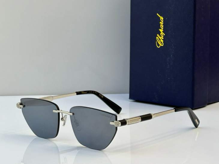 Picture of Chopard Sunglasses _SKUfw65044067fw